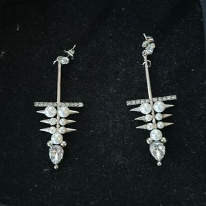 DYLANLEX “LIV” EARRINGS